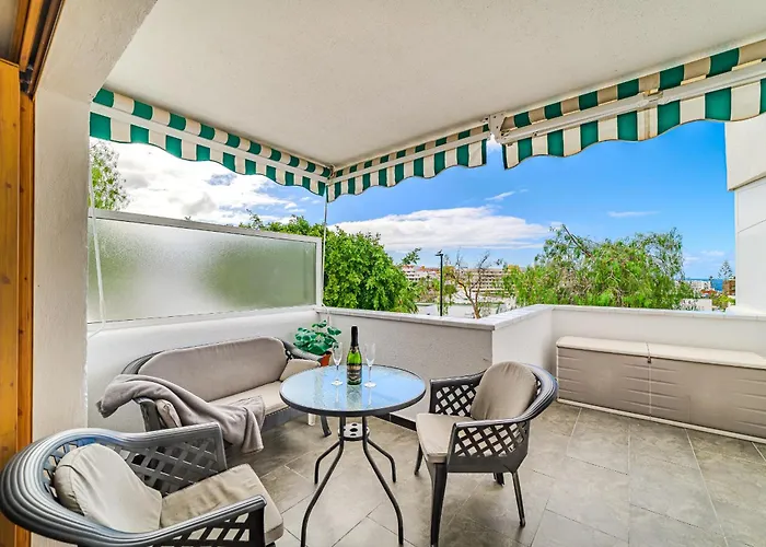 아파트 Noble Playa Fanabe By Altamar Homes 아데제