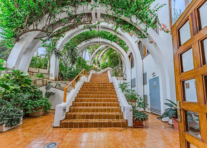 Noble Playa Fanabe By Altamar Homes * 아데제