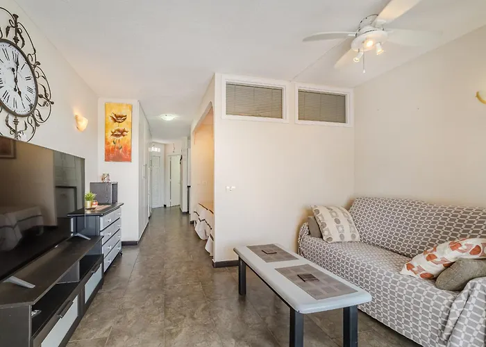 公寓 Noble Playa Fanabe By Altamar Homes